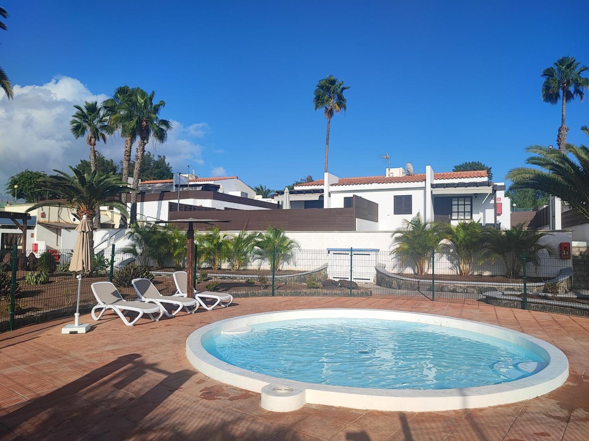San Bartolomé Bungalow Maspalomas Golf Con Jacuzzi, Piscina Y Jardin מראה חיצוני תמונה